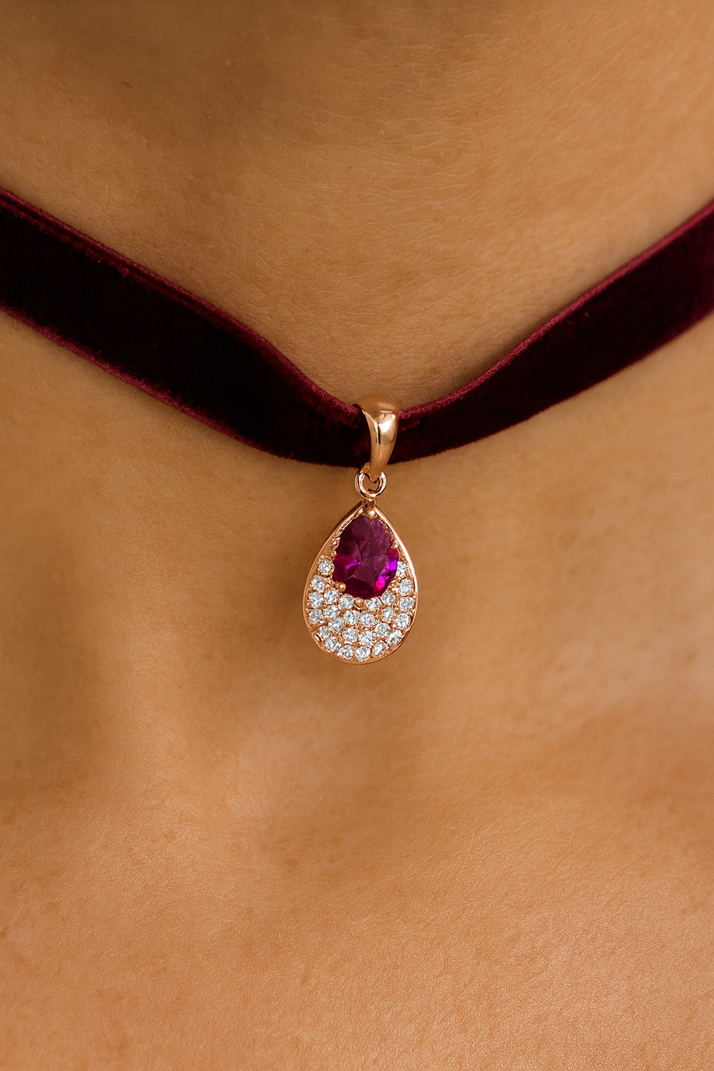 Colgante Lágrima Rubí