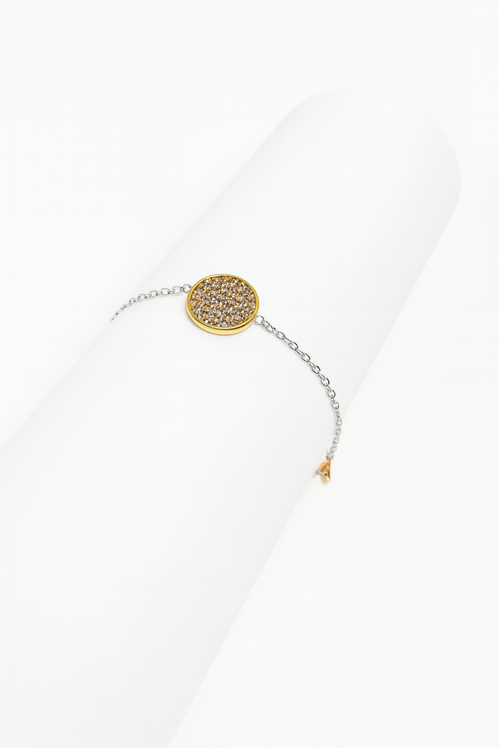 Pulsera de Plata con Baño Dorado y Charms Colgantes