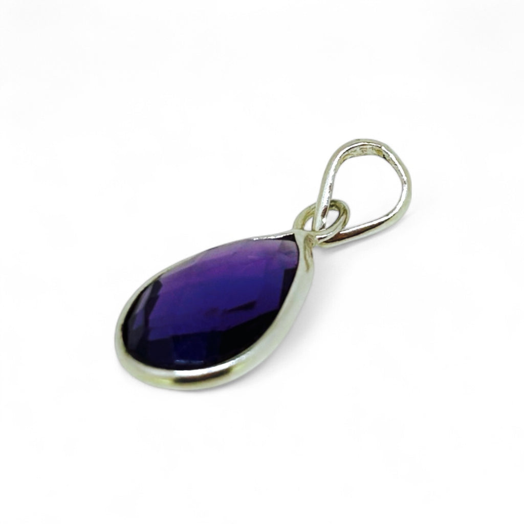 Colgante de Plata con Amatista en Forma de Gota