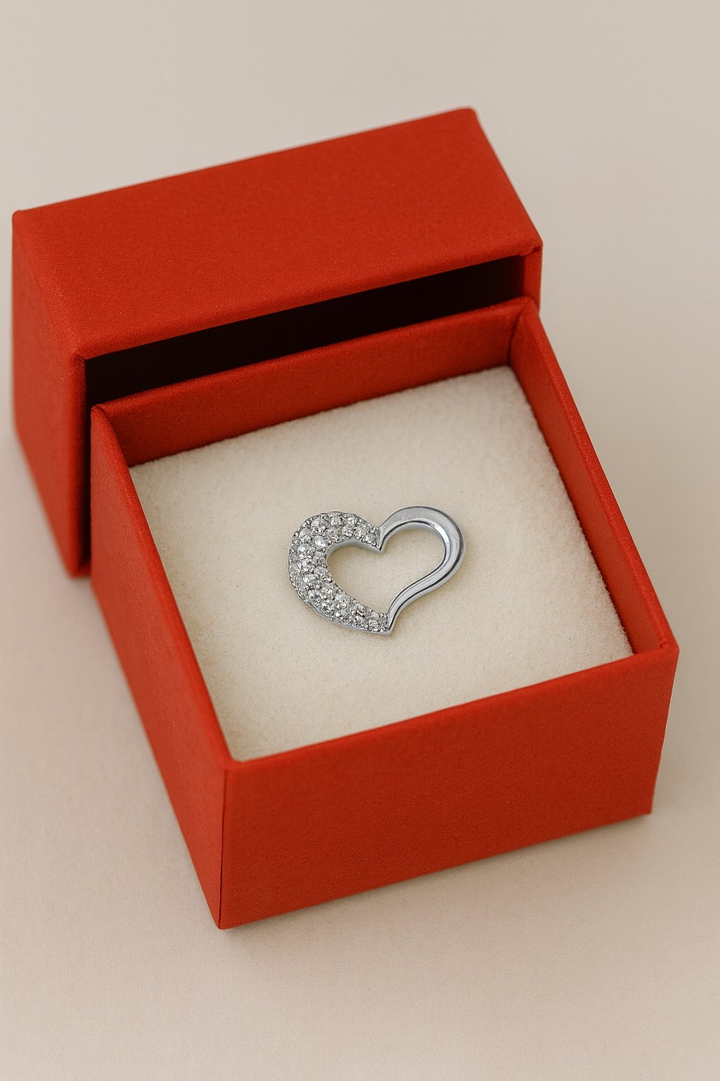 Colgante Corazón Eterno Plateado