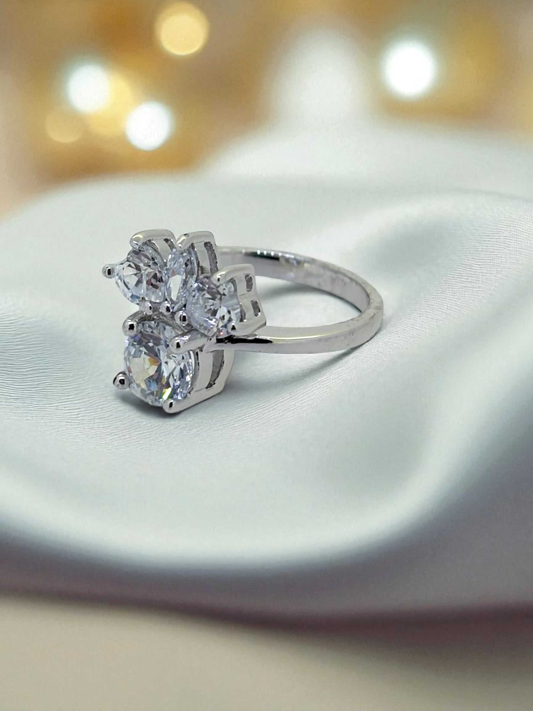 Anillo Floral en Plata Elena