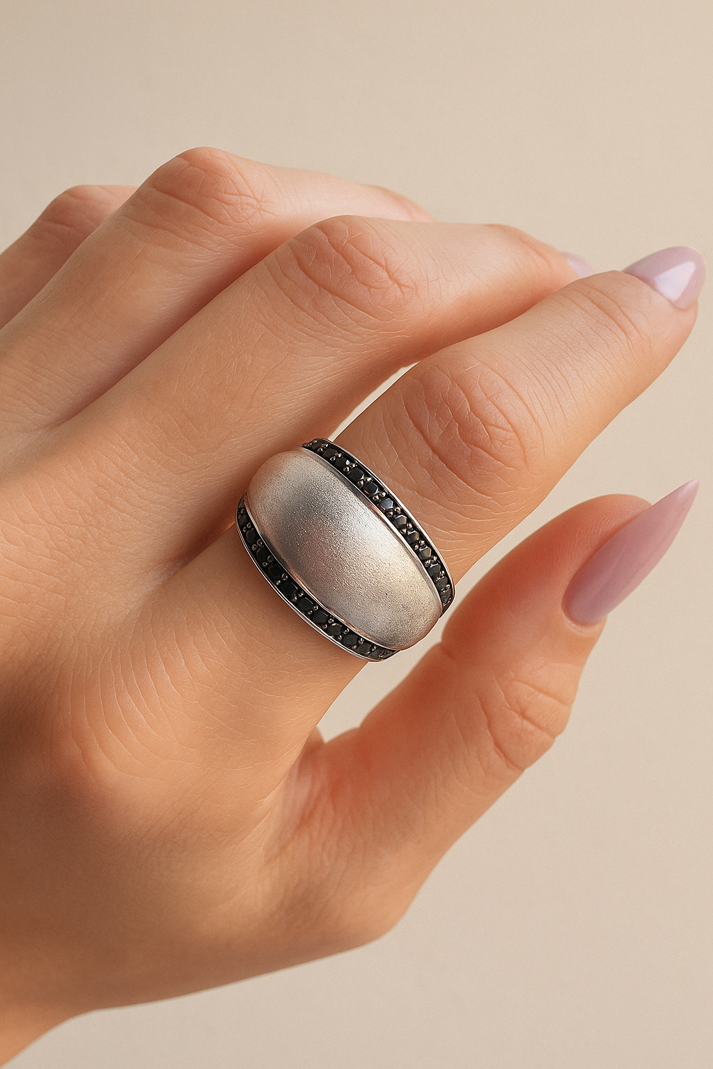 Anillo de Plata con Ónix Negro