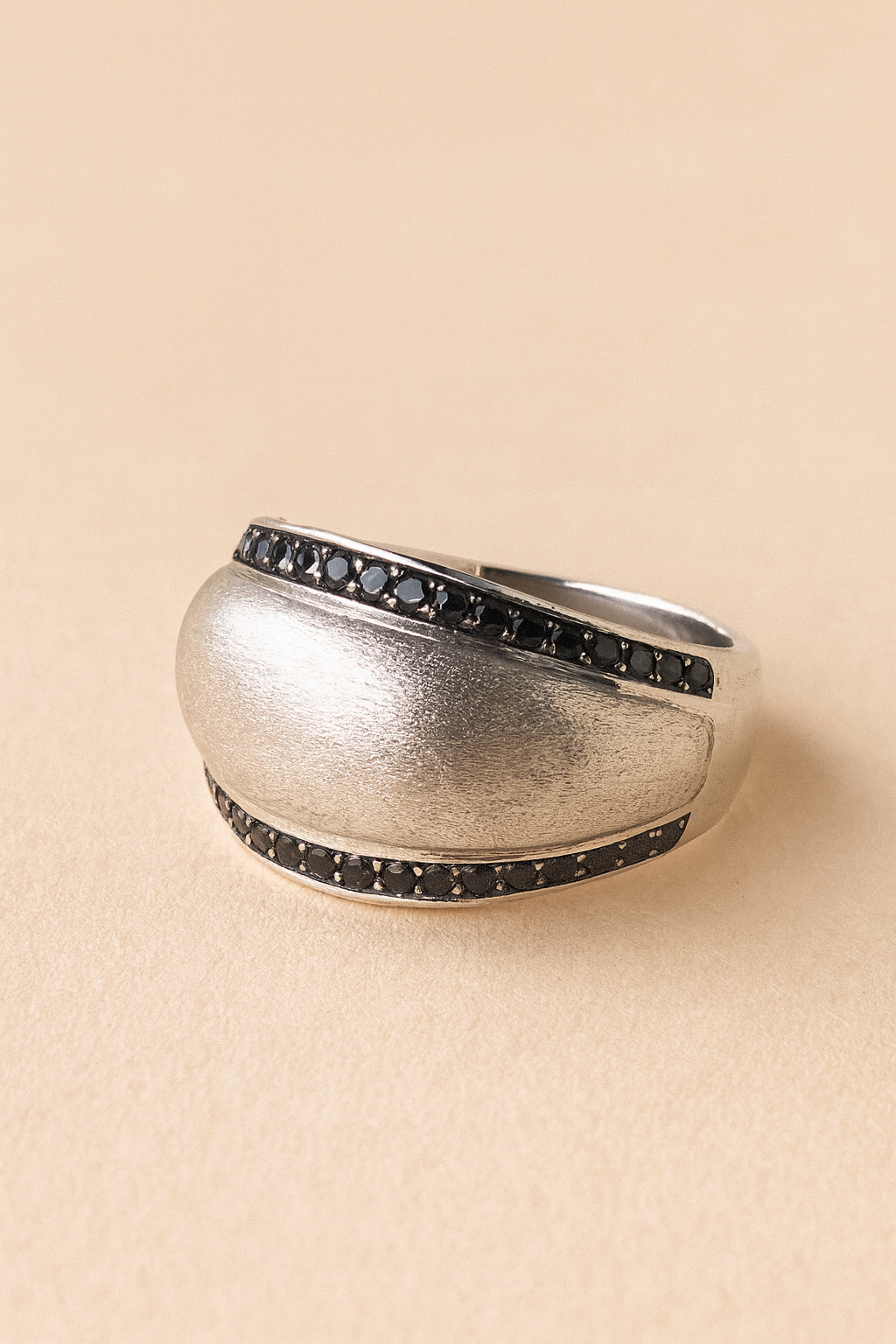 Anillo de Plata con Ónix Negro