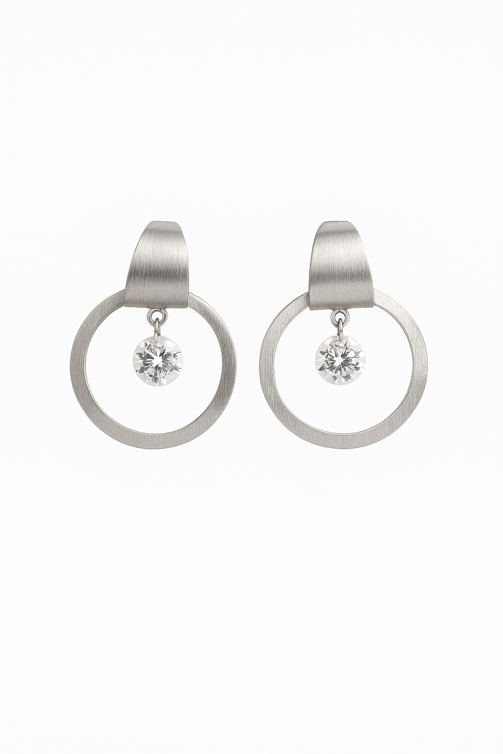 Pendientes de aro plata mate con circonita colgante – Elegancia minimalista
